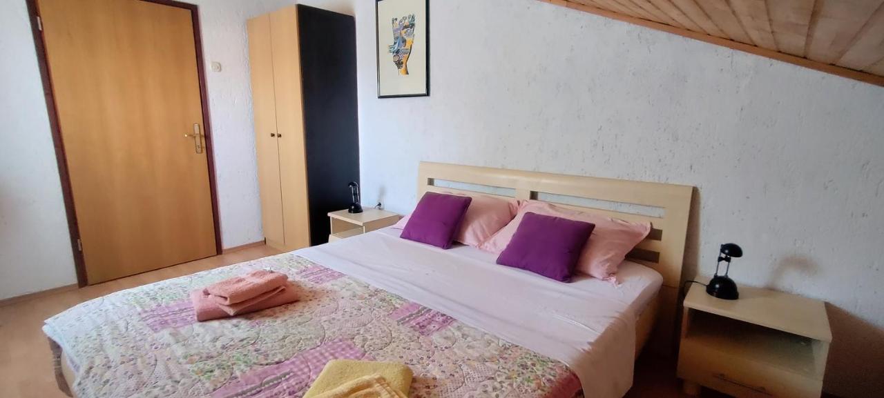 Appartement House Elan à Kornić Extérieur photo